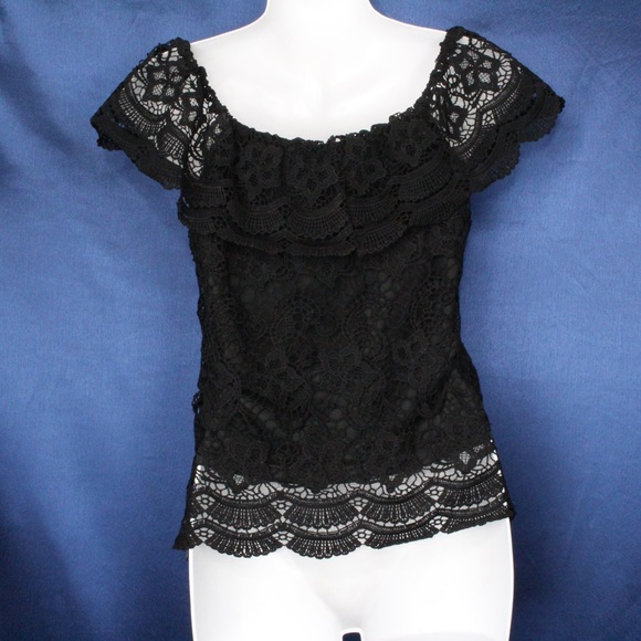 Unbranded Tops - Off The Shoulders Lace Crochet Top